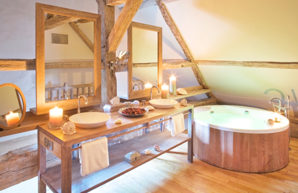 salle-de-bain-chateau vue sur salle de bain suite du roi rené