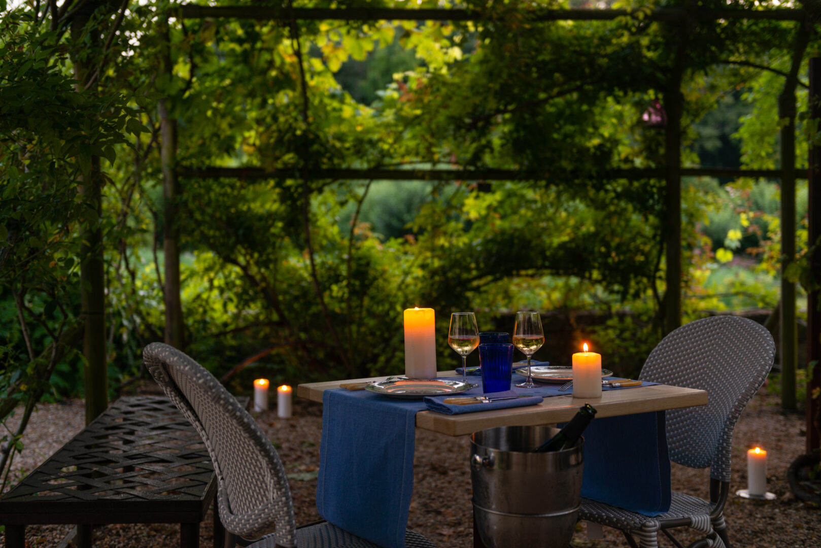 Salle du restaurant gastronomique, dans la cour du Château, en Touraine