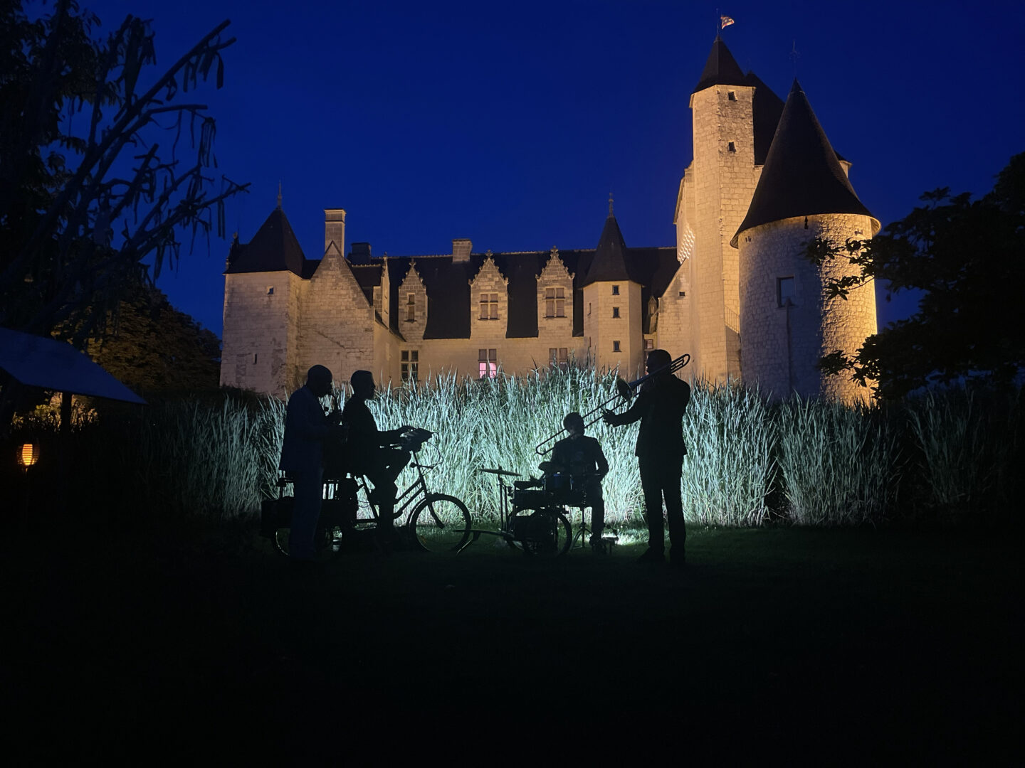 Apérivau au Château du Rivau - soirée musicale autour de Chinon